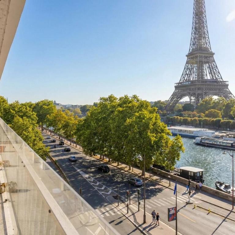 Rare Eiffel Tower view - Appartement 3 Chambres - 13