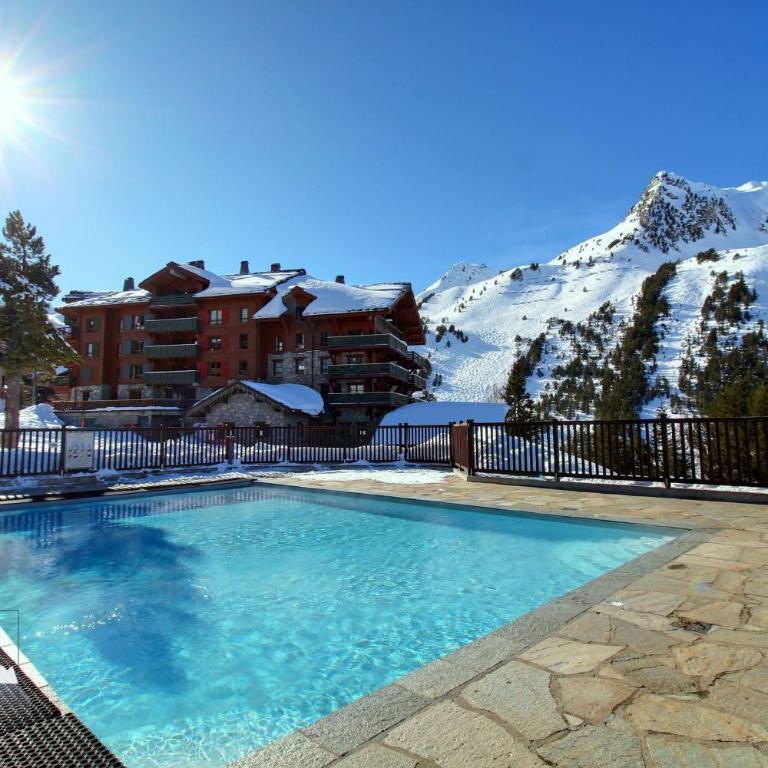 Arc 1950, Appartement 4 chambres, 8 pers, Vue Montagne, Sauna, Hammam, Jacuzzi, salle de fitness, Piscine extérieure chauffée - Four-Bedroom Luxury Apartment - 37
