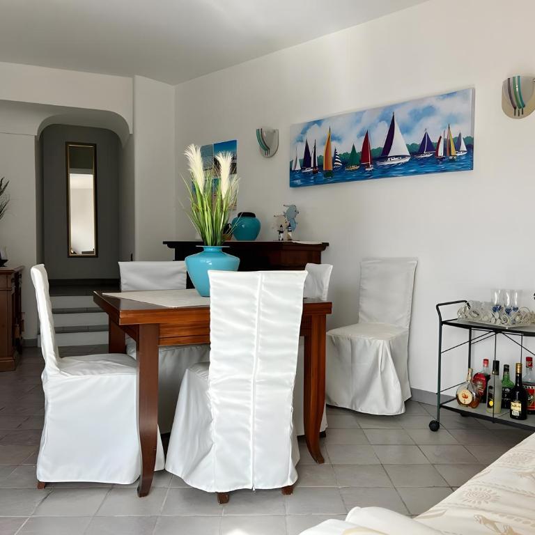 Villetta fronte mare a S. Reparata - Casa con 2 Camere da Letto - 25