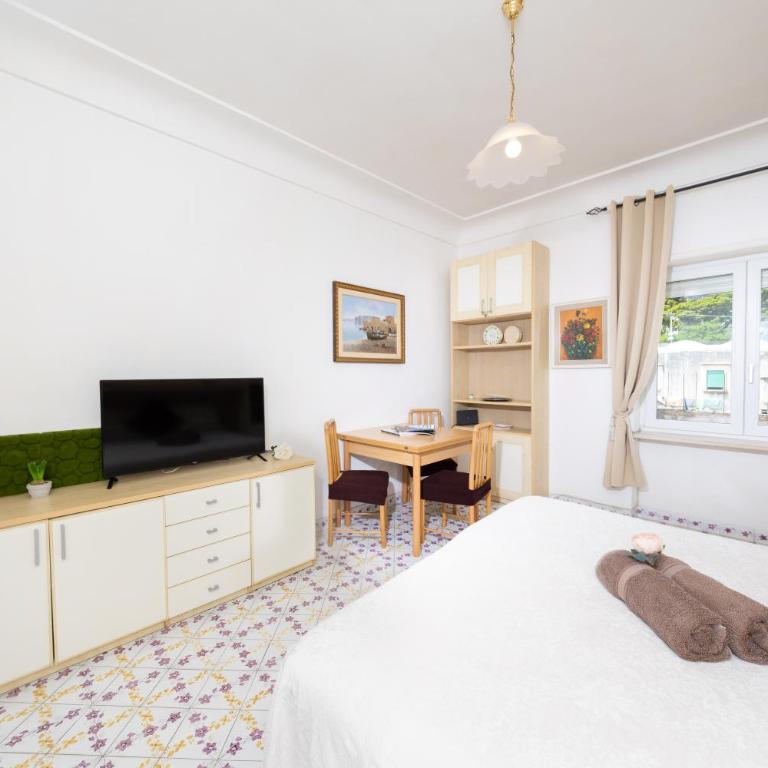 Central Studio Capri - Appartamento con 1 Camera da Letto - 2