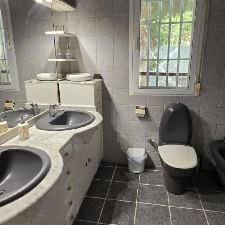 Noa - Three-Bedroom House - 11