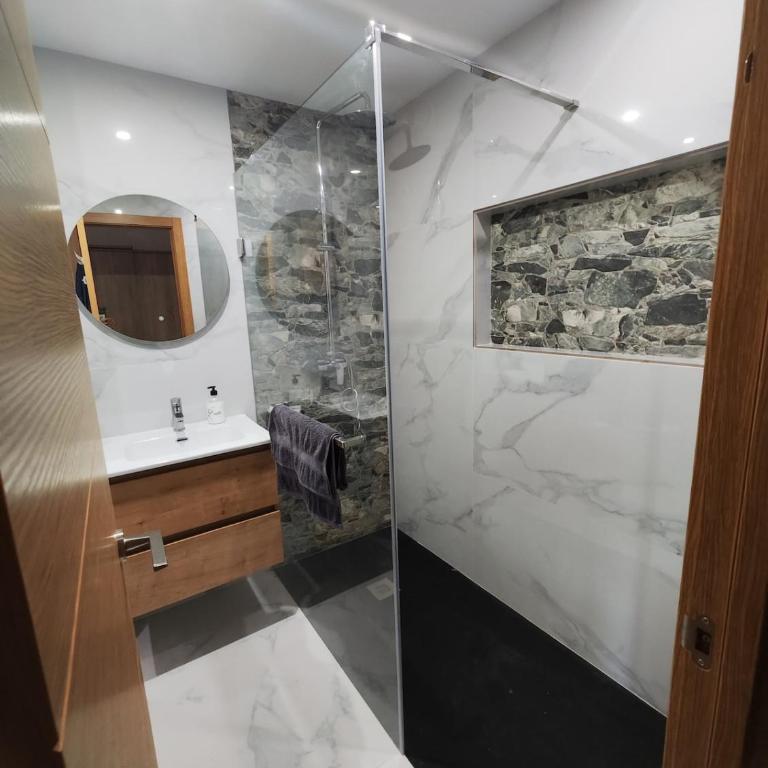 TORRE - Renovated Sea-View Studio with Pool, Garden and Lift - 450 m to La Colina Station - Monolocale - 7