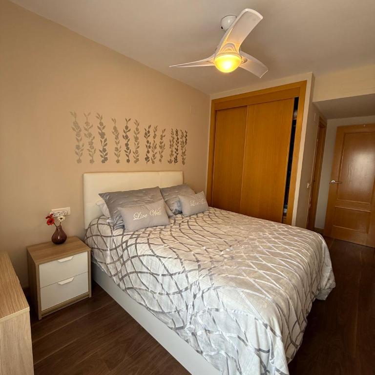 Las Terrazas, Deluxe - ServHouse - Apartamento de 2 dormitorios con terraza y vistas al mar - 14