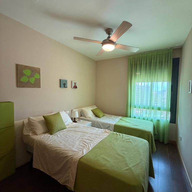 Las Terrazas, Deluxe - ServHouse - Apartamento de 2 dormitorios con terraza y vistas al mar - 3