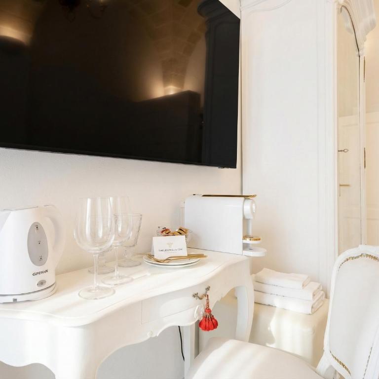 Marchesa - 2 Bedrooms, Terrace & Bath Tub in Center - Appartamento con 2 Camere da Letto - 17