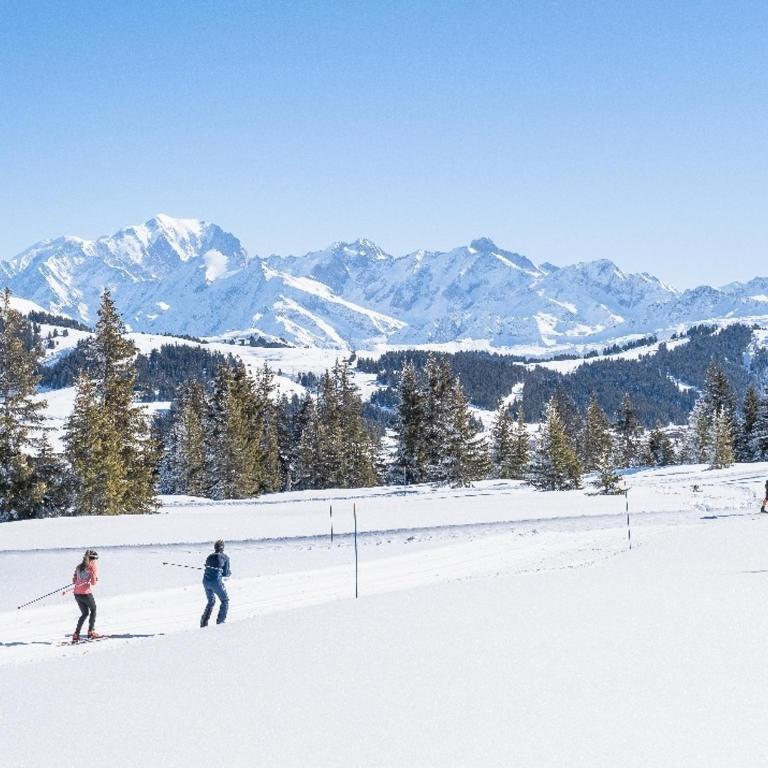 Crest Voland appart cosy 29m2,4-5 pers, 350 m des pistes , 8km des Saisies,parking, casier à skis - Apartment mit 2 Schlafzimmern - 15