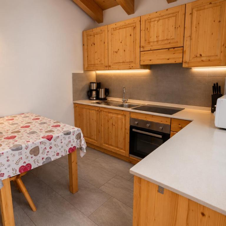 Appartamenti Cèsa Sorèie by AMA Val di Fassa - Appartamento con 2 Camere da Letto - 6