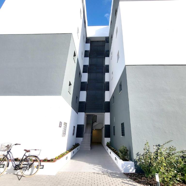 Rooftop Infinity Pool Escape PP36 - Apartment - 19