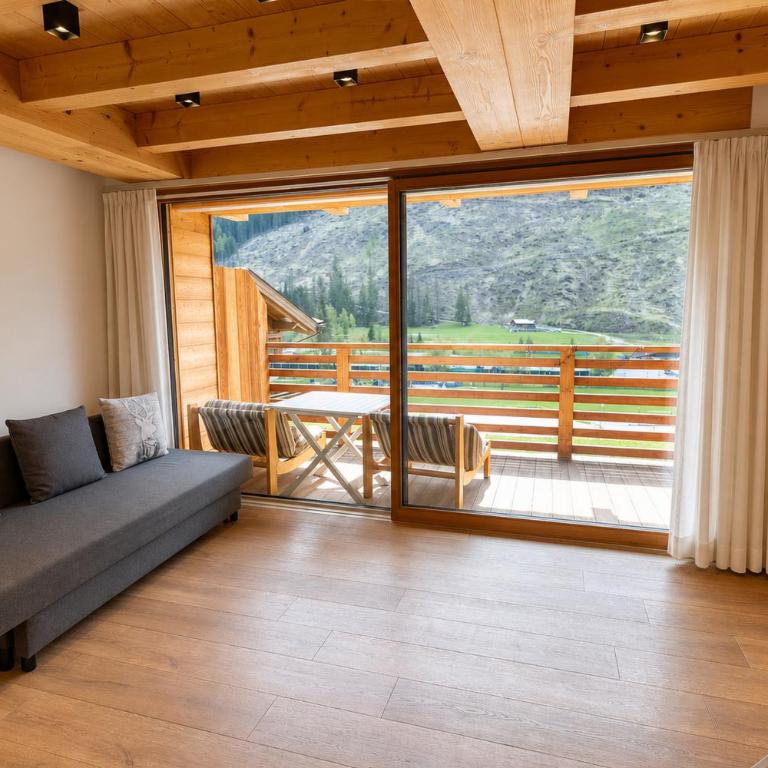Appartamenti Cèsa Sorèie by AMA Val di Fassa - Appartamento con 3 Camere da Letto - 4