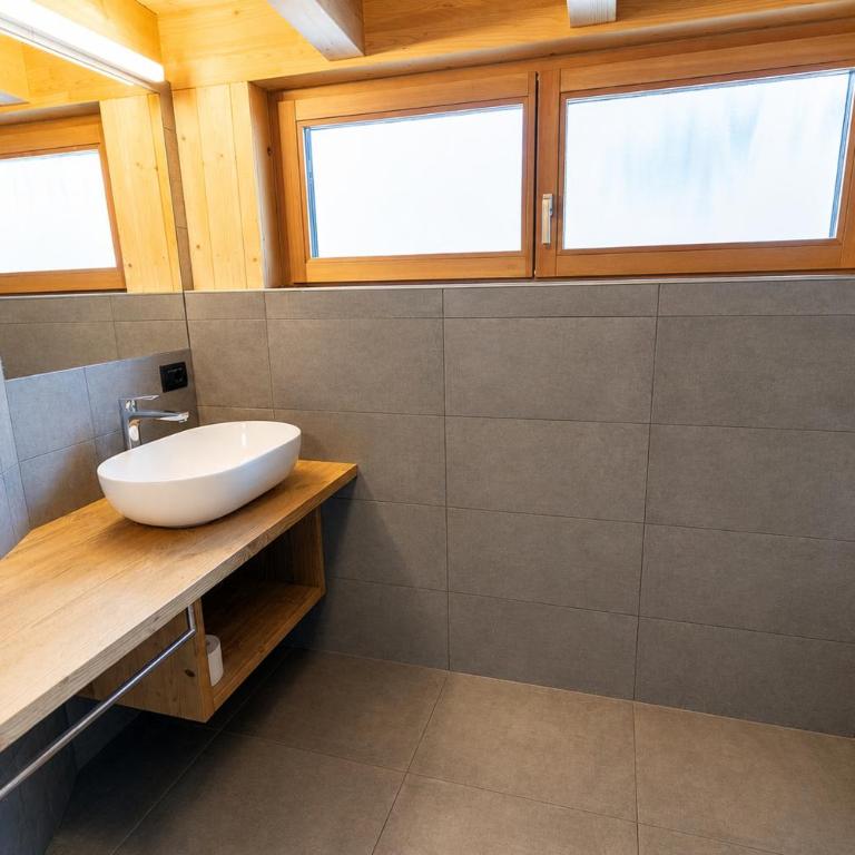 Appartamenti Cèsa Sorèie by AMA Val di Fassa - Appartamento con 3 Camere da Letto - 10