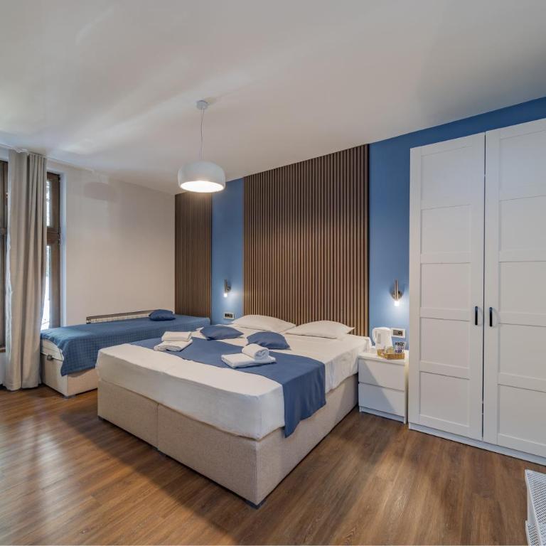 City Code InJoy RENEW - Luxury Triple Room - 1