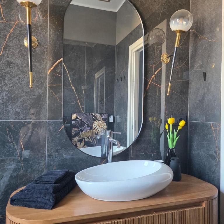 Casa Simone - Comfort and relaxation a stone's throw from the Inalpi Arena - Two-Bedroom Apartment - 11
