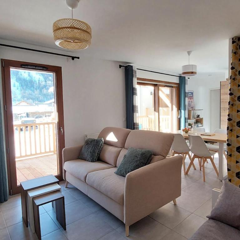 Large T2 with terrace le dahu perché - Appartement - 8