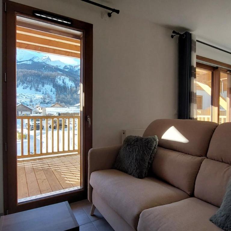 Large T2 with terrace le dahu perché - Appartement - 9