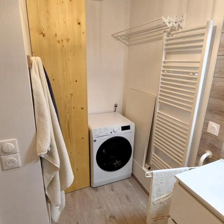 Large T2 with terrace le dahu perché - Appartement - 14
