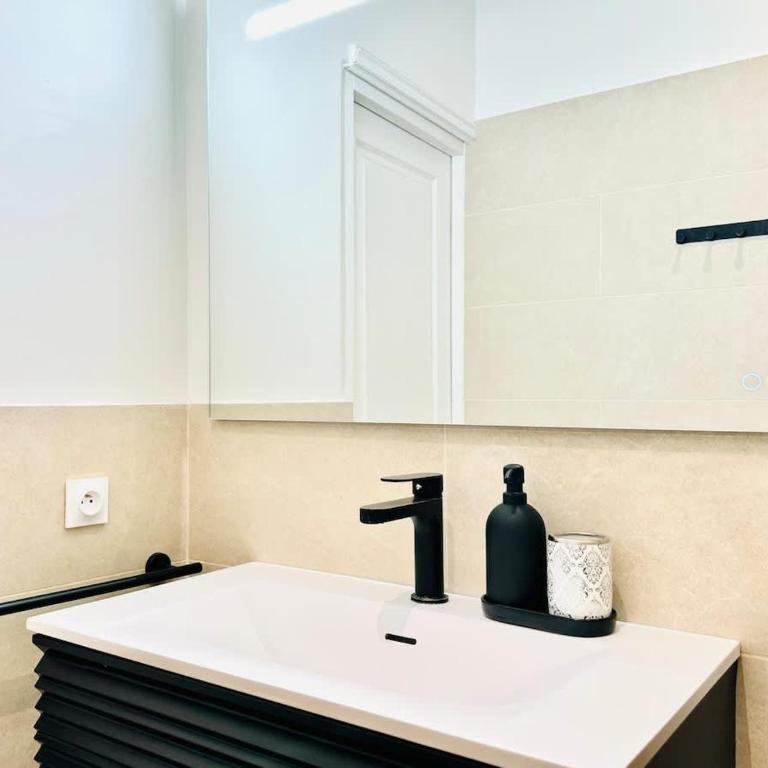 Le Saint-Nicolas Cannes Proche Palais & Gare - Appartement - 30