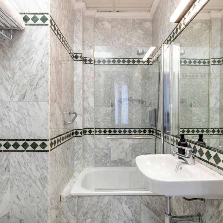 CM13 Encanto Histórico Apt 2Bd y 2Bth en suite y Terraza - Apartamento de 2 dormitorios - 24