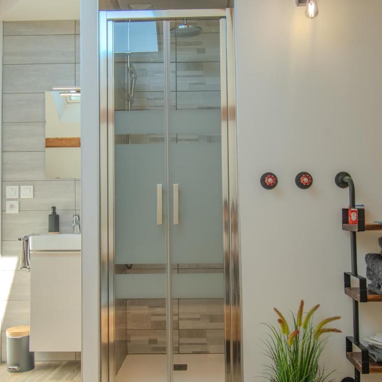 L'écrin Précieux - Clim, Spa, Sauna - 2 suites parentales - Appartement 2 Chambres - 23