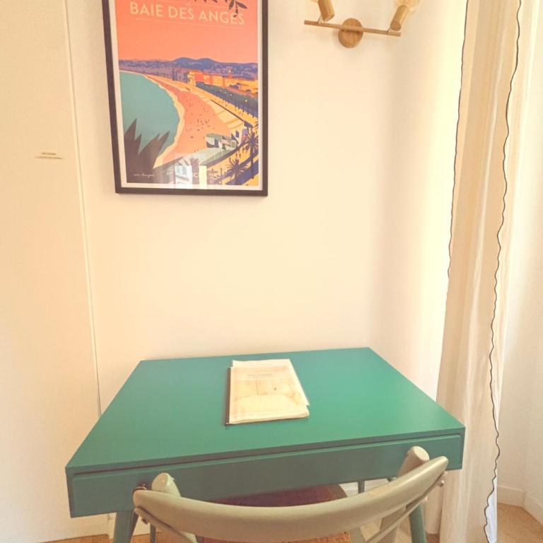 Old Town Nice Renovated 2BR Near Beaches & Cours Saleya - Appartement Deluxe - 39