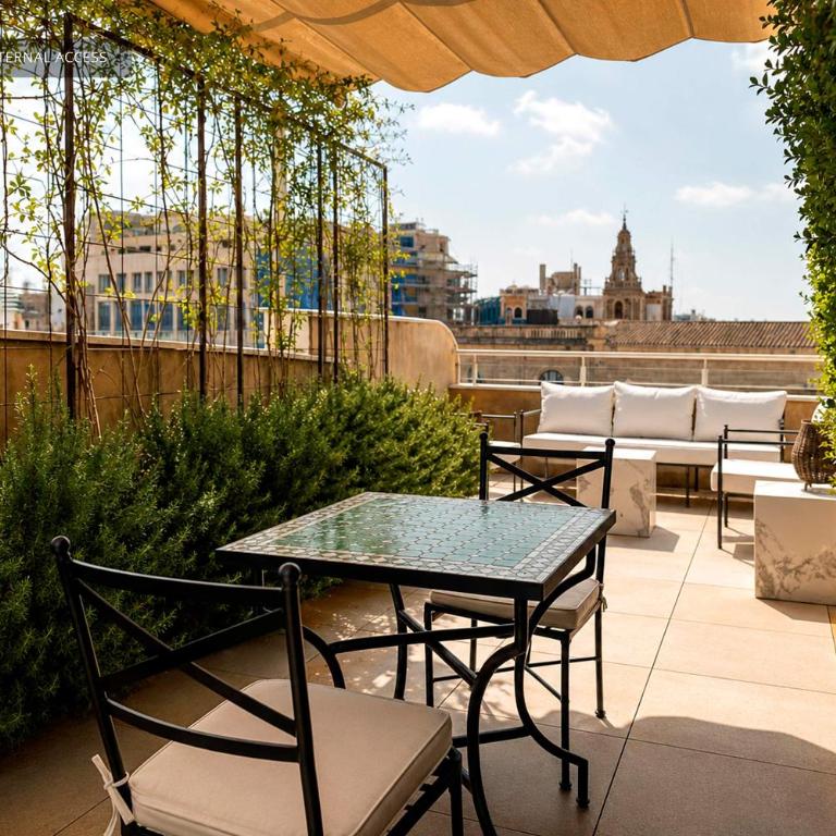 Genteel Home San Francisco Suites - Studio with Terrace and Views - 1