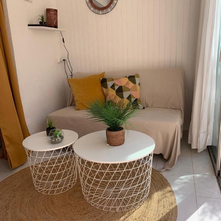 Bright studio with small terrace - Studio - 5