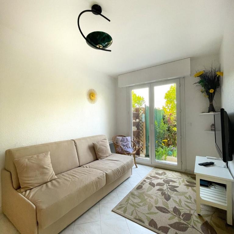 Superb Apartment With Garden Near The Sea - Apartment - 2