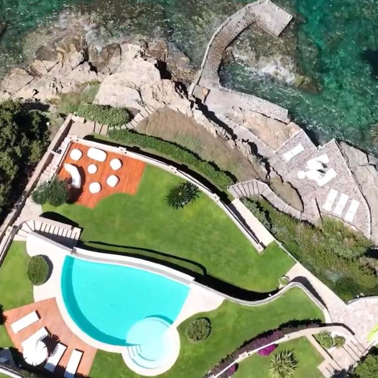 Luxury Villa in Porto Rotondo with Private Pool & Mediterranean Views - Villa - 4