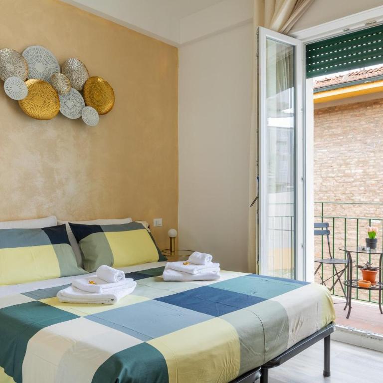 BluesHouse La Fenice - Camera Matrimoniale Deluxe con Balcone - 6
