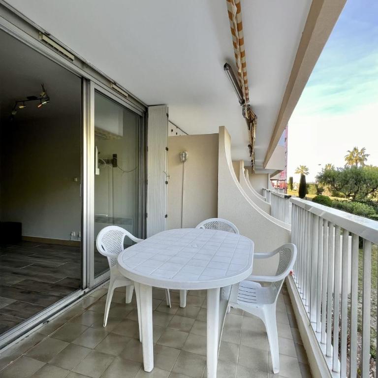 Bright studio just a stone's throw from the sea - Studio - 10