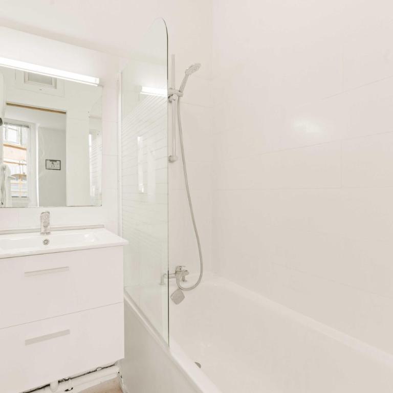 Cozy Appartement 1BR 2P - Vieux Lyon - One-Bedroom Apartment - 6