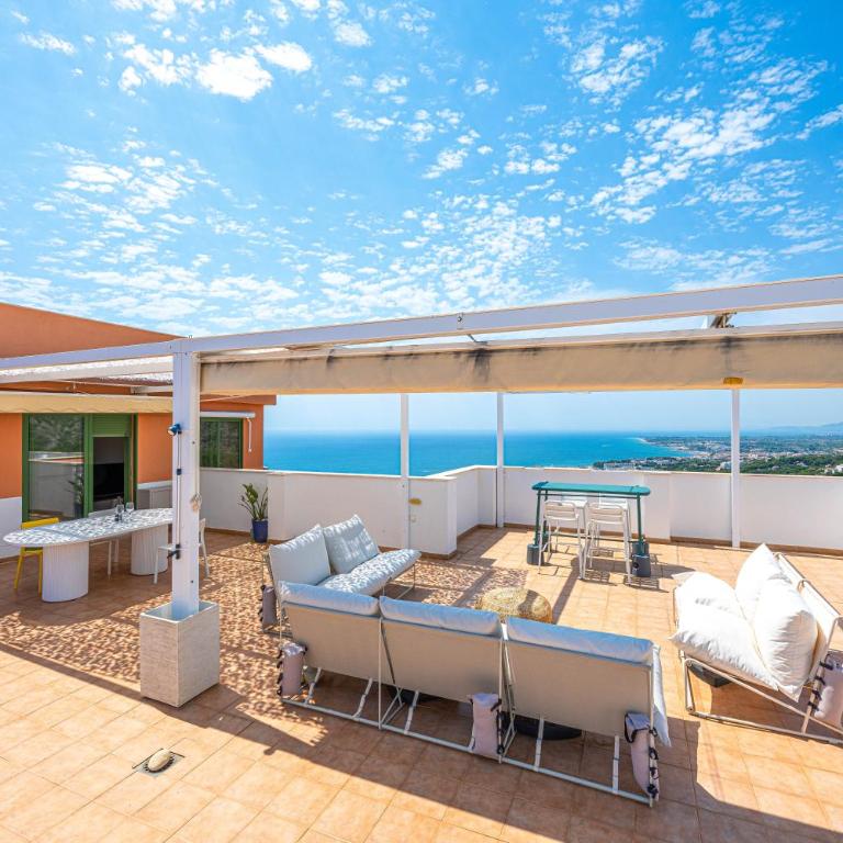 Apartamentos Mirador al Mar Casa Azahar - Apartamento de 3 dormitorios con vistas al mar - 1