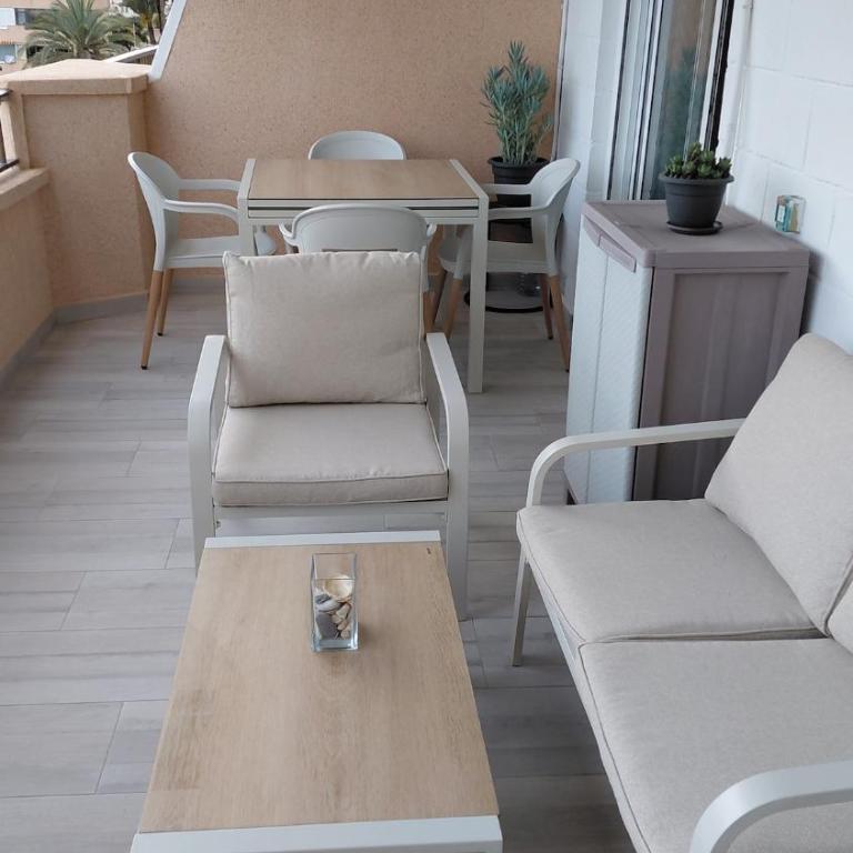 Sea view apartment Torrevieja - Two-Bedroom Apartment - 11