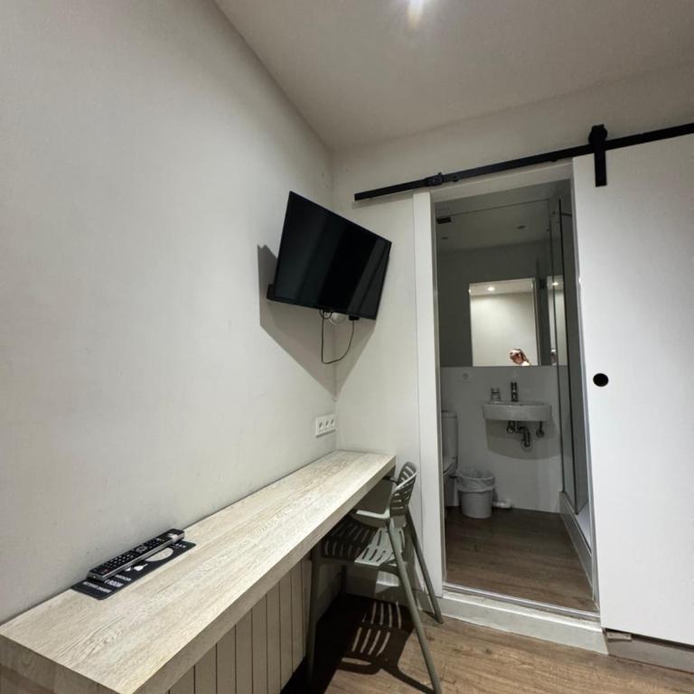 IRUÑA ROOMs - Habitación Doble Superior - 5