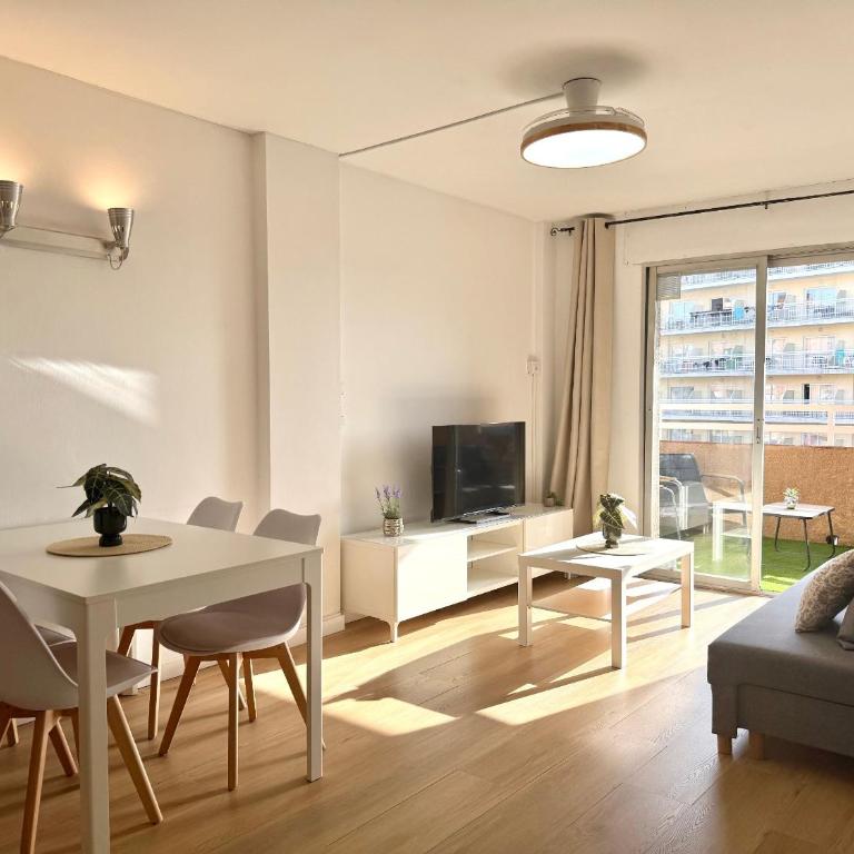 Skyline Pool Apartment - Apartment mit 1 Schlafzimmer - 2