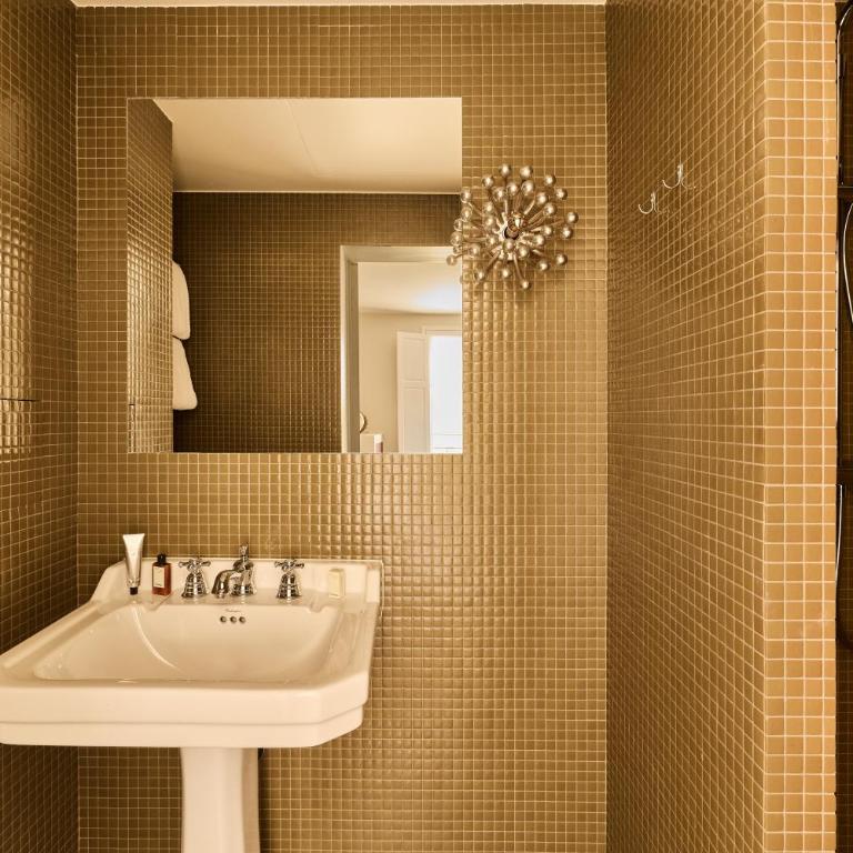 Hôtel Nude Paris - Color Vision - Twin Luco - 4