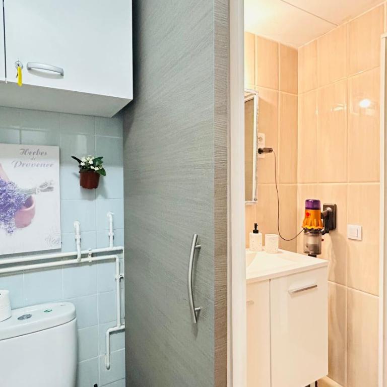 First linear with pool, 4 person with see view and private parking - Apartamento con vistas al mar - 1