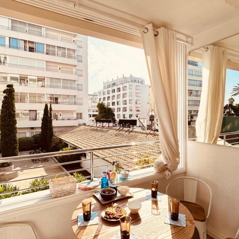 First linear with pool, 4 person with see view and private parking - Apartamento con vistas al mar - 7