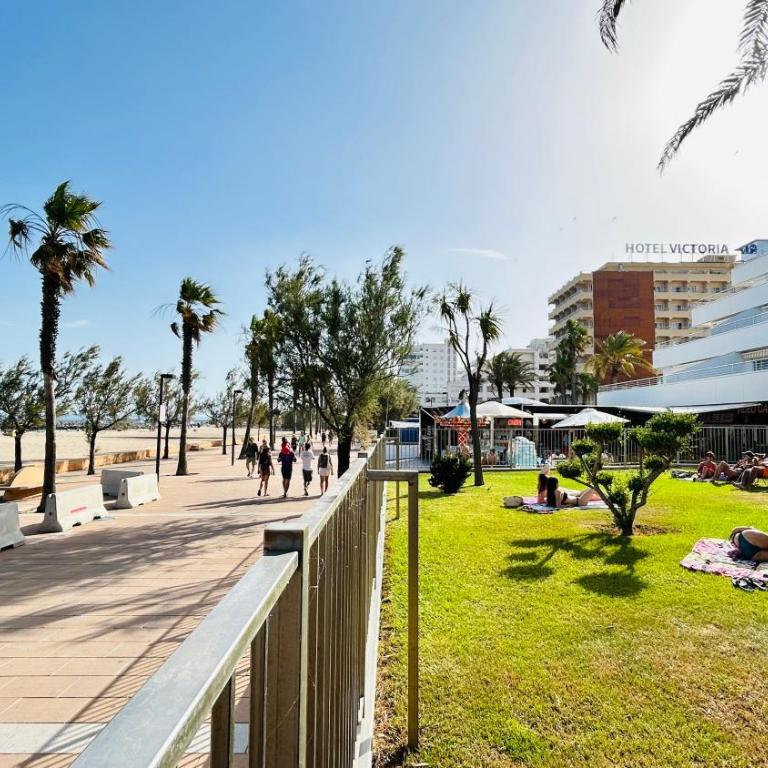 First linear with pool, 4 person with see view and private parking - Apartamento con vistas al mar - 22
