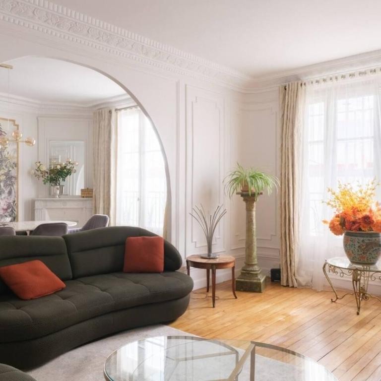 Chic Luxury Apartment with Eiffel Tower Views - Appartement 2 Chambres - 1