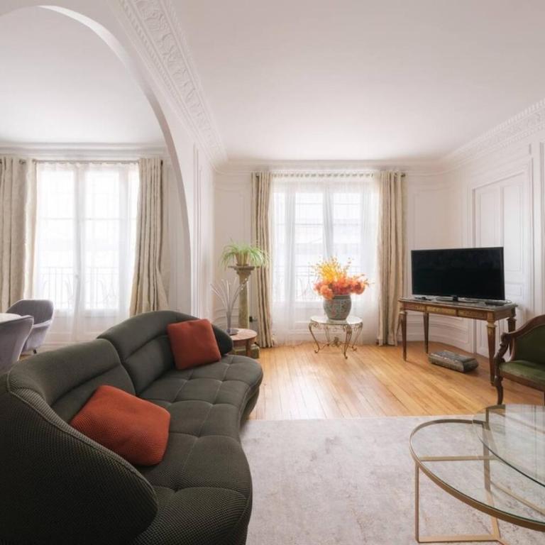 Chic Luxury Apartment with Eiffel Tower Views - Appartement 2 Chambres - 12