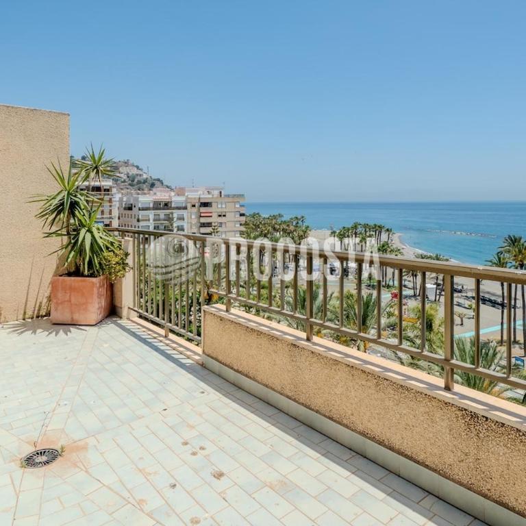 Apartamento frontal al mar con cochera - Apartamento de 2 dormitorios - 28