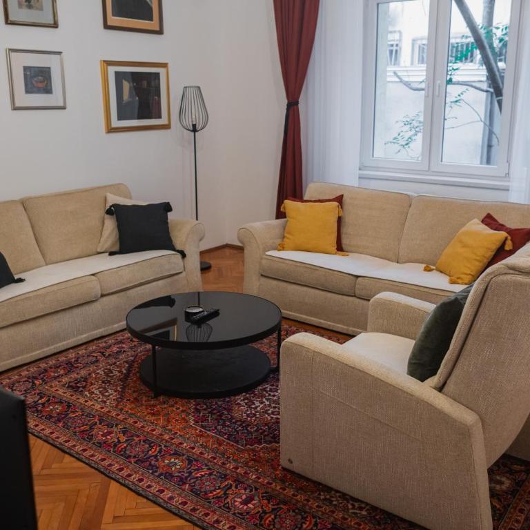 Maison 117 - Spacious 3-Bedroom Apartment in Ferhadija - Apartman sa 3 Spavaće Sobe - 1