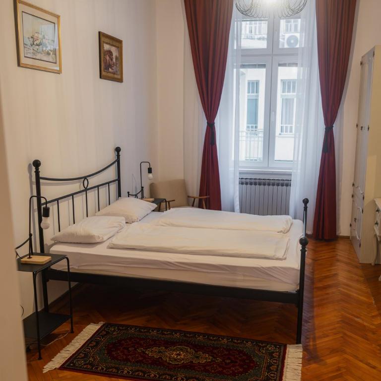 Maison 117 - Spacious 3-Bedroom Apartment in Ferhadija - Apartman sa 3 Spavaće Sobe - 2