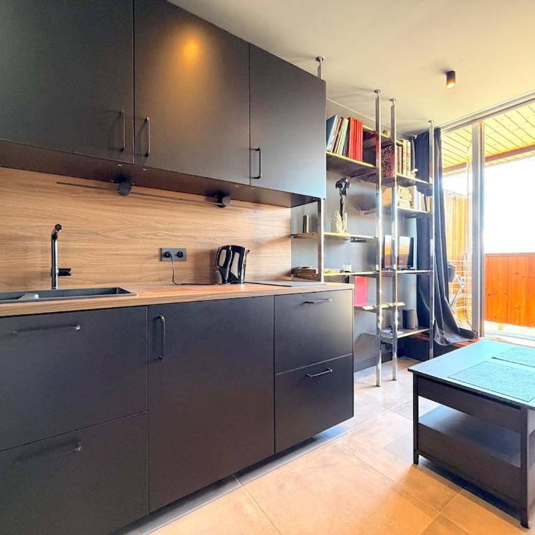 A chalettt center with a nice view - Two-Bedroom House - 11