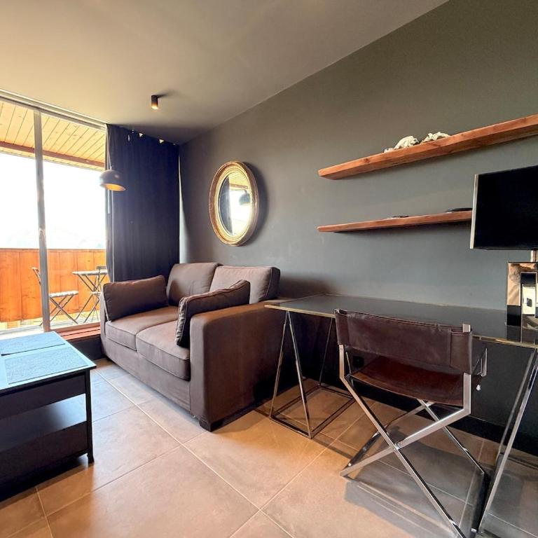 A chalettt center with a nice view - Two-Bedroom House - 14
