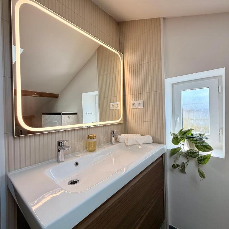 Duplex T2 cosy sur deux niveaux, quartier calme de Nantes Nord - Two-Bedroom Apartment - 5