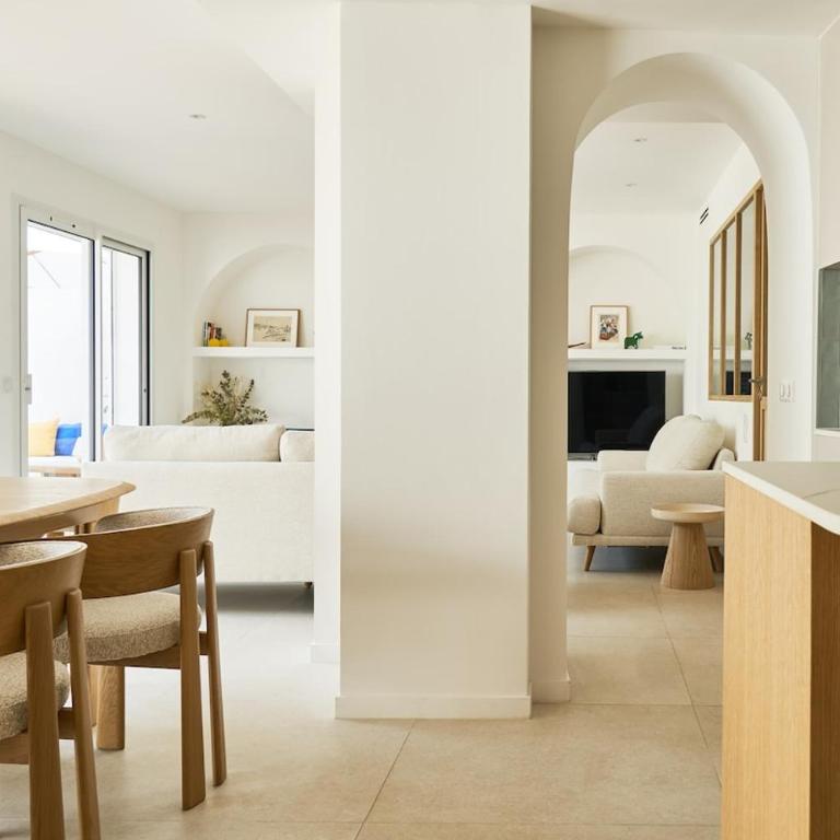 Marseille Golden Square's house, absolutely quiet, with no direct neighbors and accessible for people with reduced mobility - Villa avec Piscine Privée - 15