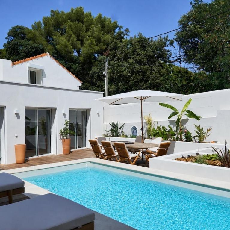Marseille Golden Square's house, absolutely quiet, with no direct neighbors and accessible for people with reduced mobility - Villa avec Piscine Privée - 19