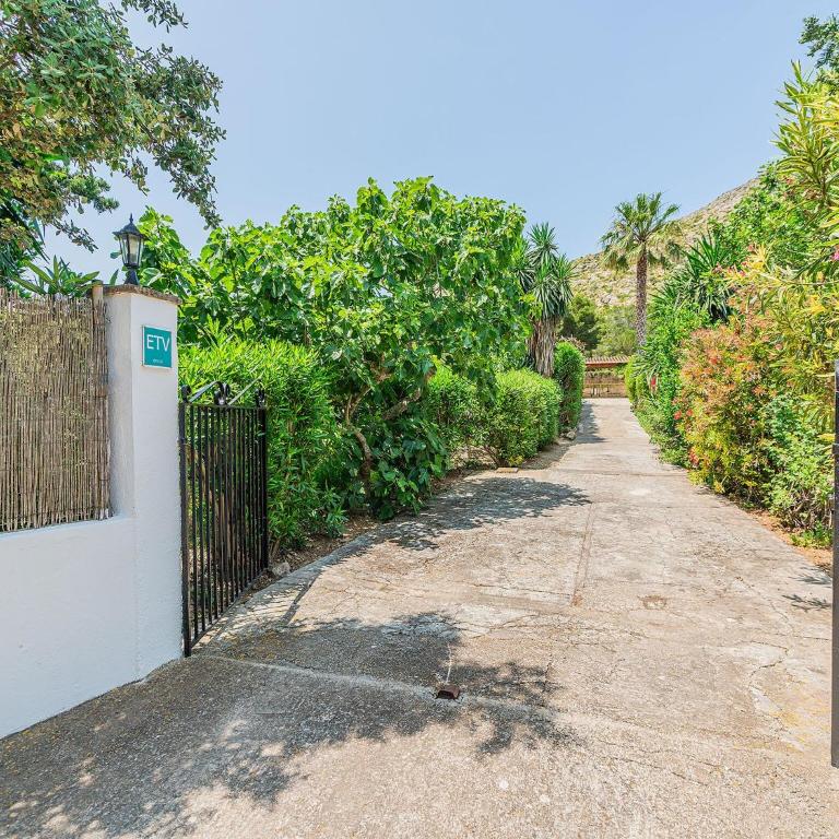 2-Bed Villa with Pool, Puerto Pollença - Two-Bedroom Villa - 22