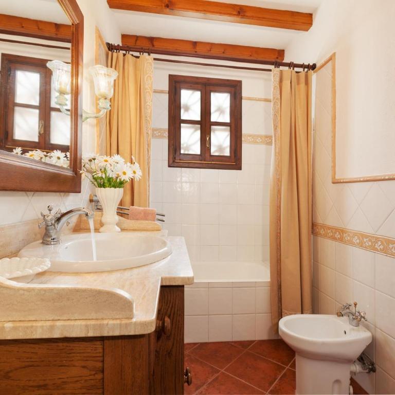 Tranquil Pollensa Villa for 5 - Casa Country con 3 Camere da Letto - 13